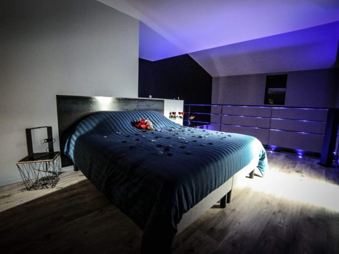 Lovalcove : Le Duplex – Nuit D'Amour avec Lovalcove Lovalcove : Le Duplex – Nuit D'Amour avec Lovalcove