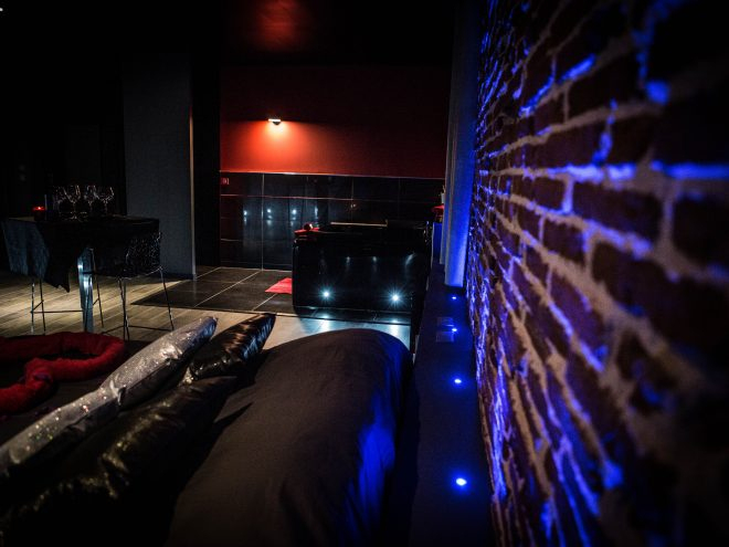 Lovalcove – Nuit D'Amour pour Lovalcove Lovalcove – Nuit D'Amour pour Lovalcove