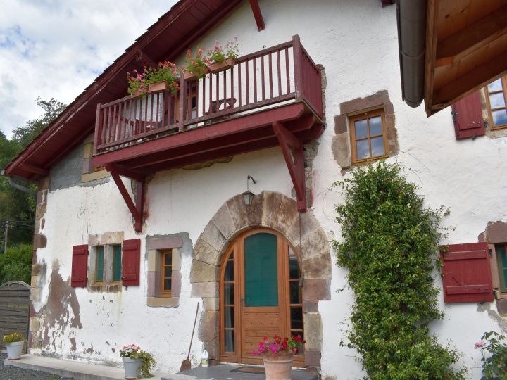 Madame Marjorie Magnan Saint-Etienne-De-Baigorry | Les Pyrenées intérieur Chambres D Hotes Saint Etienne De Baigorry