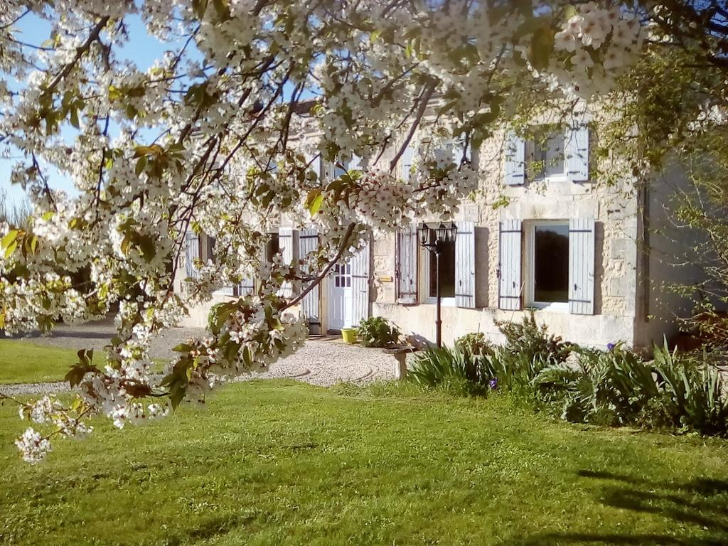 Maison Lavande, Saint Denis Du Pin – Tarifs 2020 destiné Chambre D Hote Saint Jean D Angely