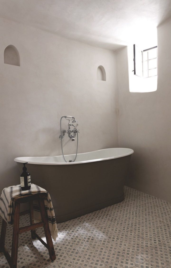 Maison Provencale Moderne Rénovée | Maison Provencale pour Salle De Bain Provençale