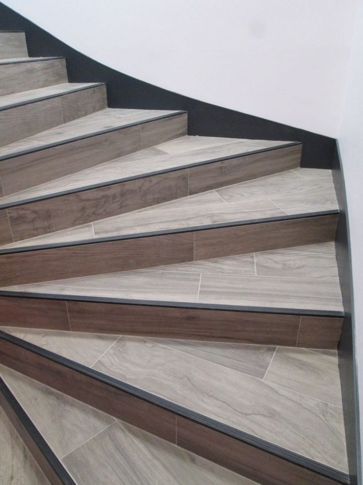Marches Et Contre-Marches En Carrelage Imitation Parquet avec Nez De Marche Pierre