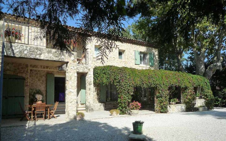 Mas De L'ile, Chambres D'hôtes De Charme À Avignon, Piscine tout Chambres D Hotes Beaumes De Venise