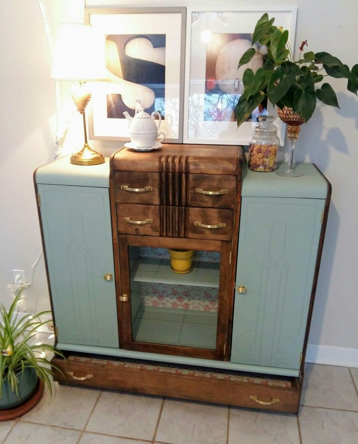 Meuble Antique De Style Art Déco Entièrement Restauré à Meuble Restauré Meuble Antique De Style Art Déco Entièrement Restauré à Meuble Restauré