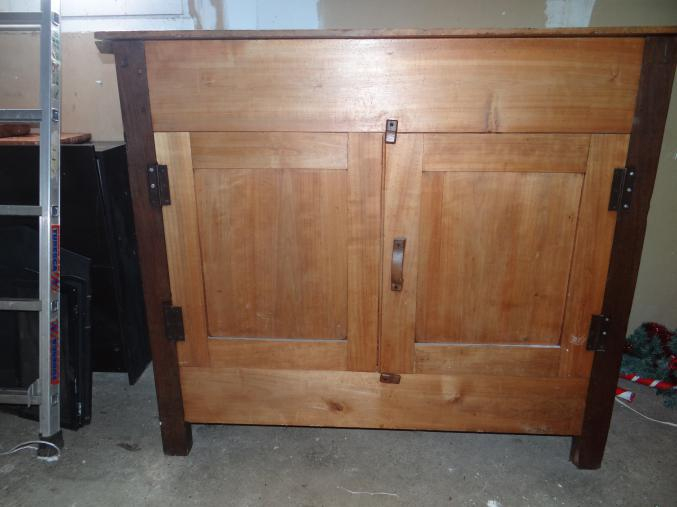 Meuble Buffet, Maie,Farinier encequiconcerne Maie Meuble