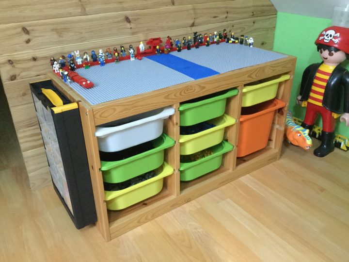 Meuble Lego Avec Des Bacs Et Un Meuble À Casiers. | Meuble intérieur Meuble En Lego Meuble Lego Avec Des Bacs Et Un Meuble À Casiers. | Meuble intérieur Meuble En Lego