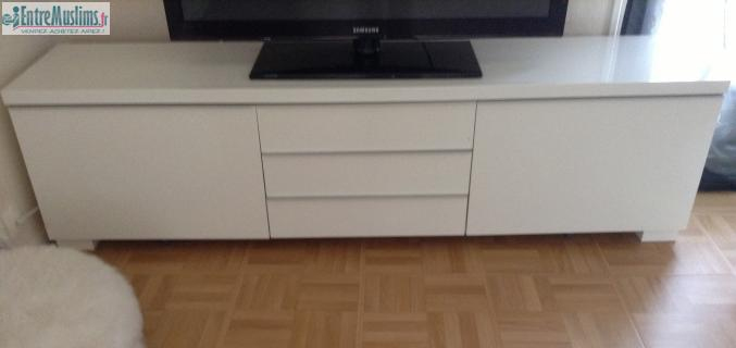 Meuble Tv Bas Blanc Laque Ikea destiné Meuble Télé Blanc Laqué Meuble Tv Bas Blanc Laque Ikea destiné Meuble Télé Blanc Laqué