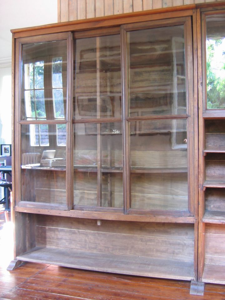 Meubles De Rangement Vitrine, 1900 | Paul Bert Serpette tout Meuble De Vitrine