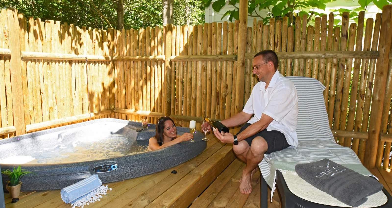 Mobil Home Avec Jacuzzi Privatif - Mobil Homes Avec Jacuzzi tout Chambre Avec Jacuzzi Privatif Languedoc Roussillon