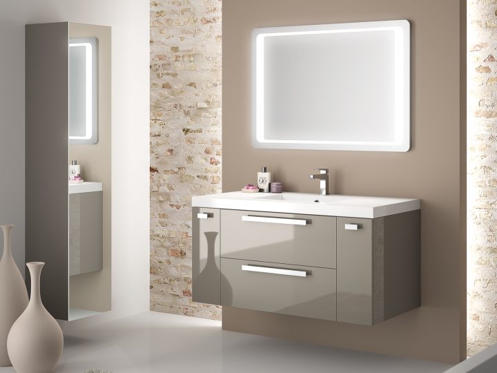 Mobilier De Salle De Bains Aux Multiples Facettes destiné Magasin Salle De Bain