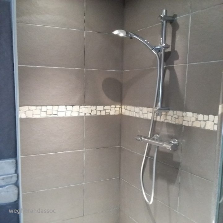 Moisissure Joints Salle De Bain – Novocom.top intérieur Moisissures Salle De Bain