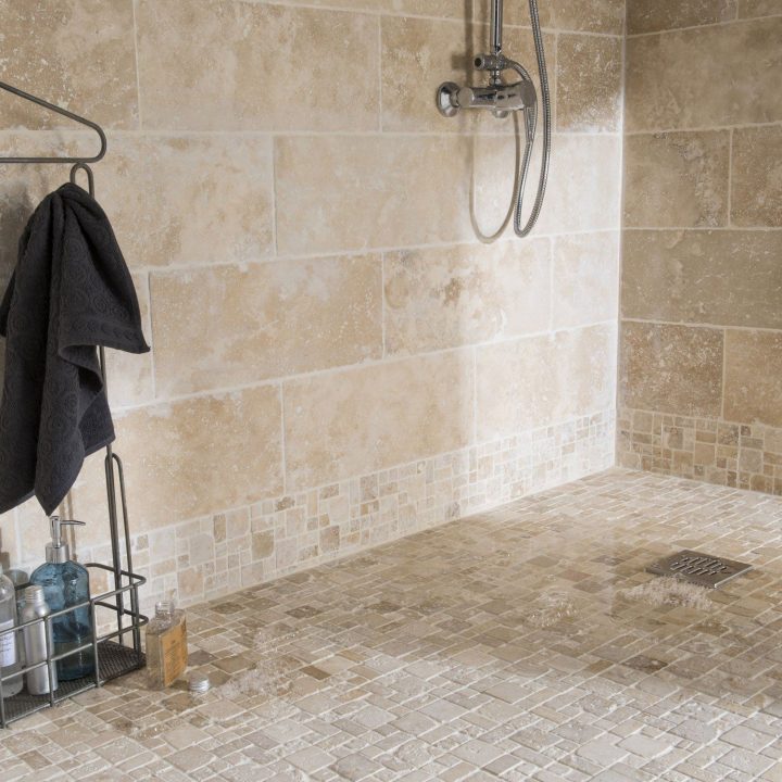 Mosaïque Sol Et Mur Travertin Romano Antico Beige | Leroy concernant Carrelage Antidérapant Salle De Bain Leroy Merlin