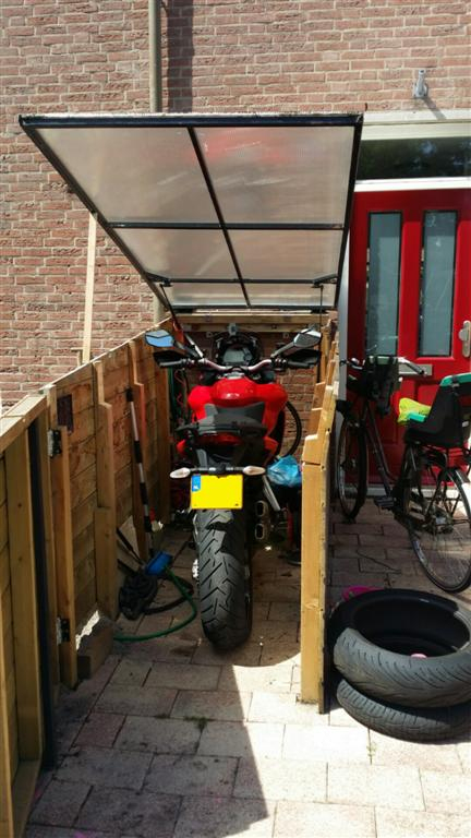 Motorstalling / Motorhok – Te Koop: Onderdelen En Overig dedans Abri Moto