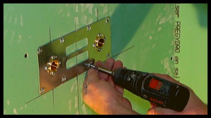 N 3 : Pose Platine Douche Et Plaque Wedi serapportantà Platine De Douche N 3 : Pose Platine Douche Et Plaque Wedi serapportantà Platine De Douche