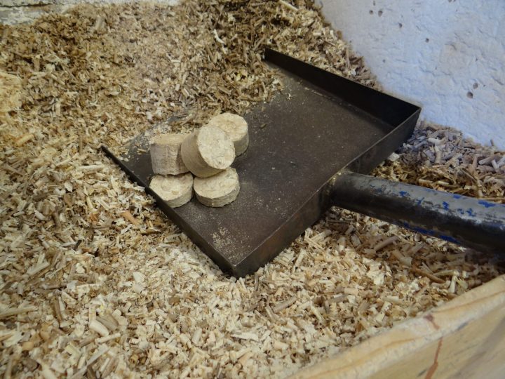 Nature En Ville À Cergy-Pontoise | De La Sciure Pour Le dedans Copeaux De Bois Jardin