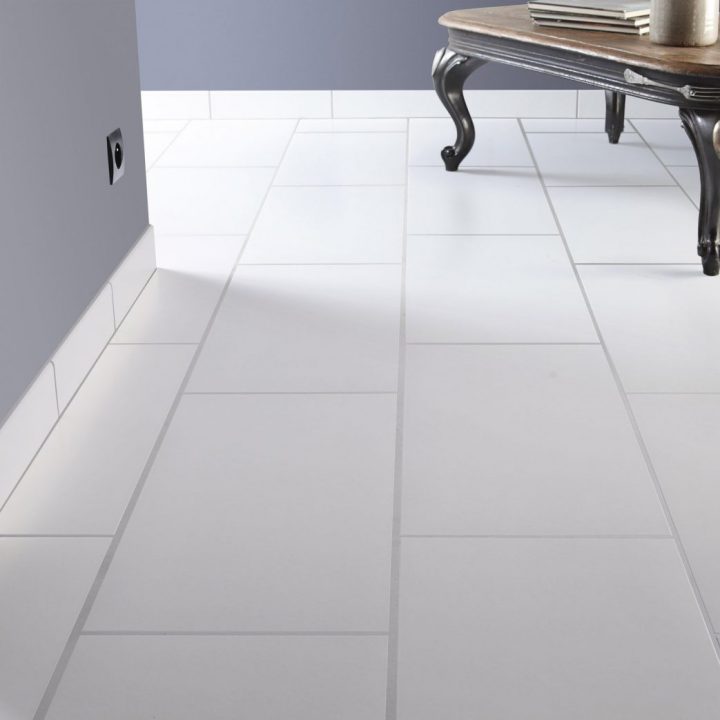 Nettoyer Un Carrelage Blanc Brillant – Sol Carrelage Et encequiconcerne Parquet Stratifié Blanc Brillant