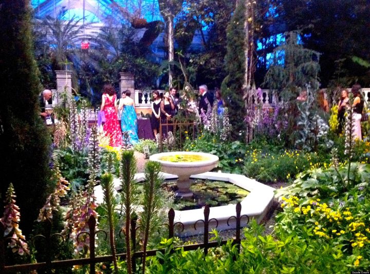 New York Botanical Garden Conservatory Ball 2013: An tout Opbouw Tuinhuis Gardenas New York New York Botanical Garden Conservatory Ball 2013: An tout Opbouw Tuinhuis Gardenas New York