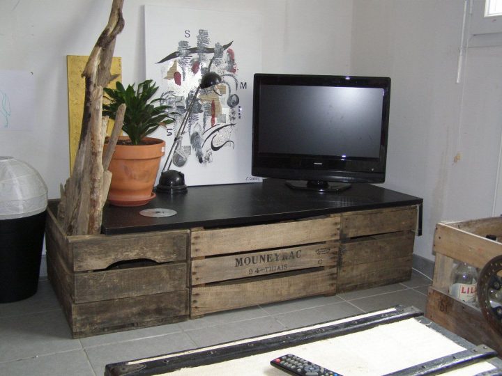 Nouveau Meuble At L'atelier De Céline Gaudin | Mobilier De intérieur Fabriquer Un Meuble Tv En Bois