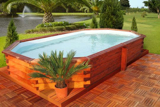 On Craque Pour Ce Bassin De Nage Hors Sol En Bois Exotique encequiconcerne Bassin De Jardin Hors Sol
