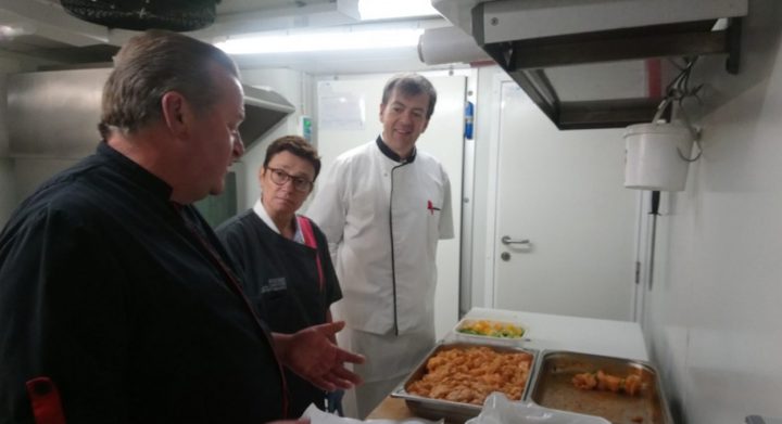 Opération "Artisan D'Un Jour" Organisée Par La Chambre De dedans Chambre Des Metiers Vienne Opération "Artisan D'Un Jour" Organisée Par La Chambre De dedans Chambre Des Metiers Vienne