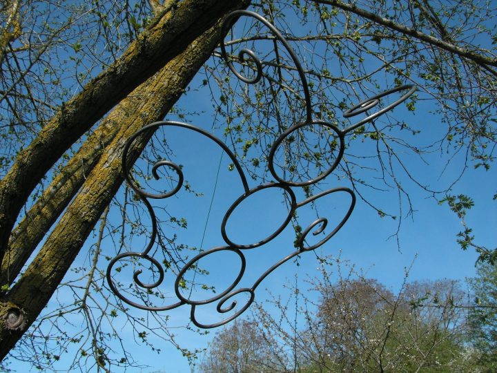 Papillon En Fer Forgé Brut Pour Décoration De Jardin Ou avec Décoration Jardin Fer Forgé Papillon En Fer Forgé Brut Pour Décoration De Jardin Ou avec Décoration Jardin Fer Forgé