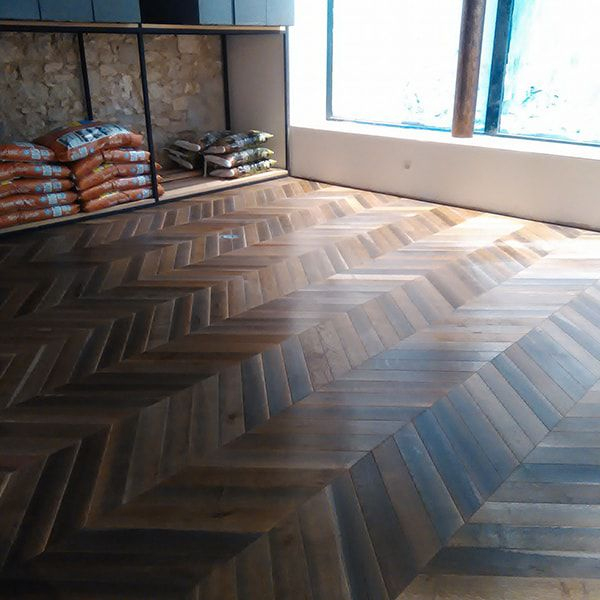 Parquet Chêne Massif Vieilli Point De Hongrie Choix Rt2N dedans Parquet Vieilli Blanchi Parquet Chêne Massif Vieilli Point De Hongrie Choix Rt2N dedans Parquet Vieilli Blanchi