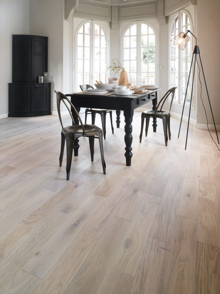 Parquet Chêne Zenitude Tufeau Bâton Rompu 139 – Parquet encequiconcerne Parquet Salon Salle A Manger