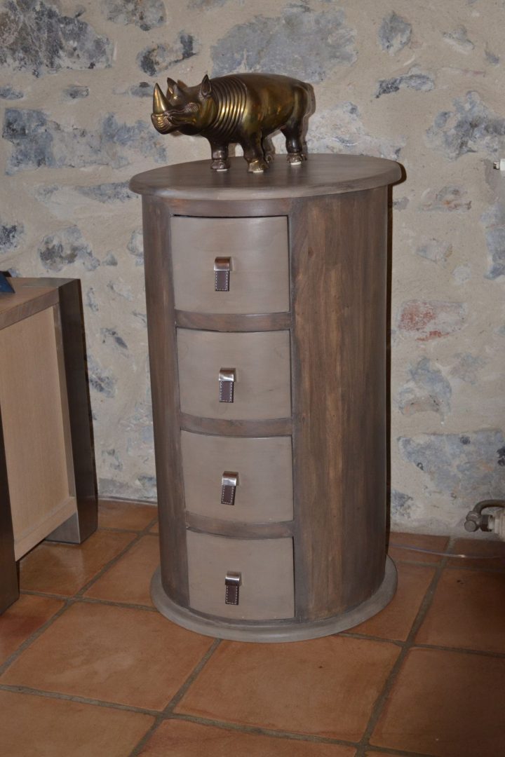 Petit Meuble Rond A Tiroirs Revisité Dans Notre Atelier dedans Meuble D Appoint Salle De Bain Petit Meuble Rond A Tiroirs Revisité Dans Notre Atelier dedans Meuble D Appoint Salle De Bain