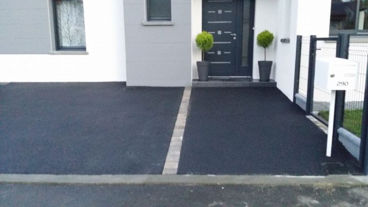 Photo N°1105722 – Voie – Allée – Enrobée | Aménagement concernant Aménagement Allée Entrée Maison