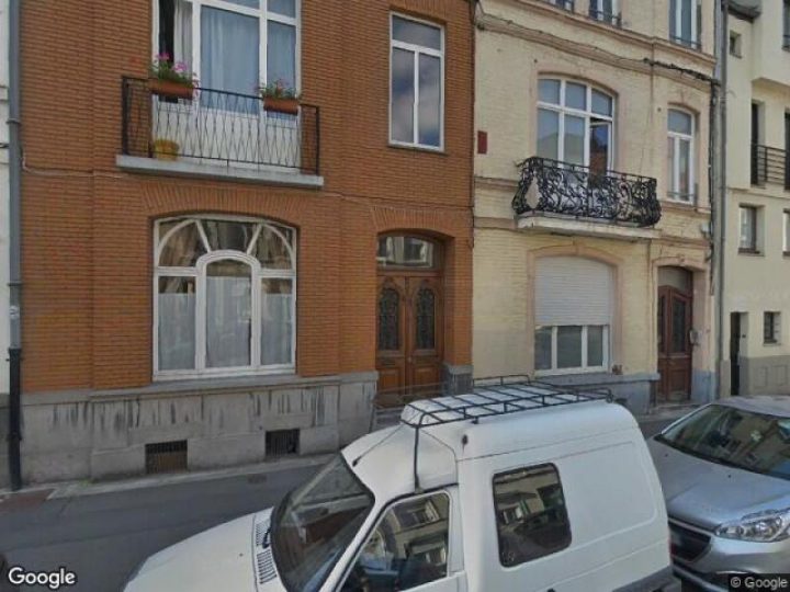Place De Parking À Louer – Lille – 120 Bis Rue Meurein dedans Location Garde Meuble Lille