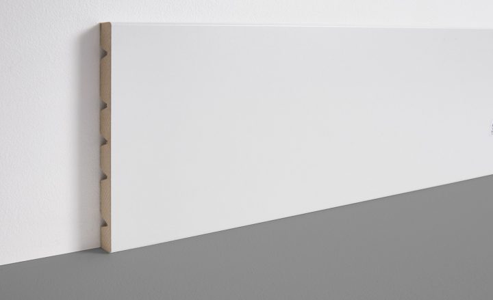 Plinthe Adaptable Carrée, Mdf, Décor Blanc À Peindre, H.16 X L.220 Cm avec Plinthe Salle De Bain