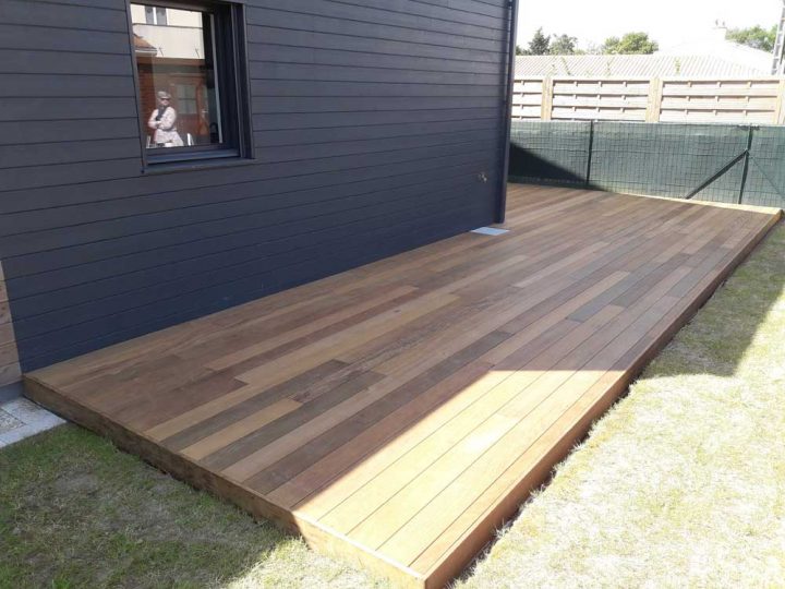 Pornic Terrasse En Bois – Sbm – Lames De Terrasse Bois 44 serapportantà Construire Auvent De Terrasse En Bois