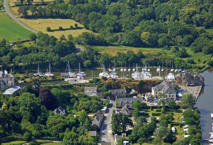 Port De Plaisance La Roche-Bernard In La Roche-Bernard serapportantà Chambre D Hote La Roche Bernard