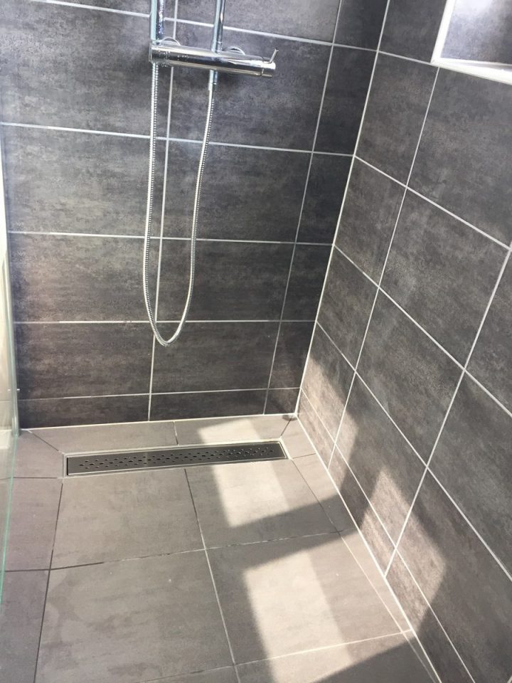 Pose De Douche À L'italienne À Wittenheim – Rm Energy concernant Pose Douche À L Italienne