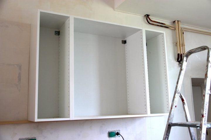 Poser Un Meuble Au Mur – Welp pour Comment Fixer Un Meuble Au Mur Poser Un Meuble Au Mur – Welp pour Comment Fixer Un Meuble Au Mur