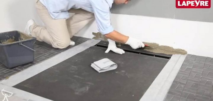 Poser Un Receveur De Douche Italienne avec Bac Douche A Carreler