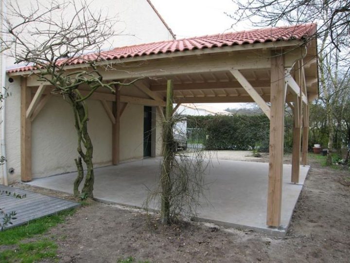 Préau, Auvent, Carport : Constructions Bois – Abri La serapportantà Auvent Terrasse Bois