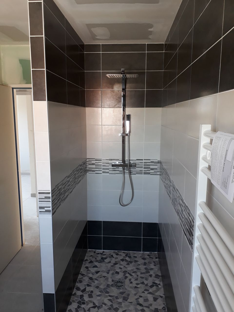 Probleme Pression Colonne De Douche - 9 Messages dedans Castorama Pommeau De Douche