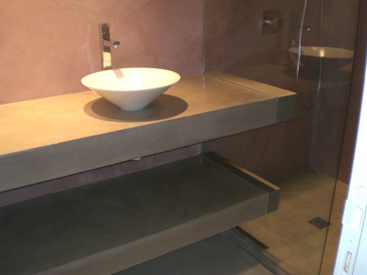 Protection D'un Meuble De Salle De Bain En Résine D'époxy concernant Resine Epoxy Salle De Bain Protection D'un Meuble De Salle De Bain En Résine D'époxy concernant Resine Epoxy Salle De Bain