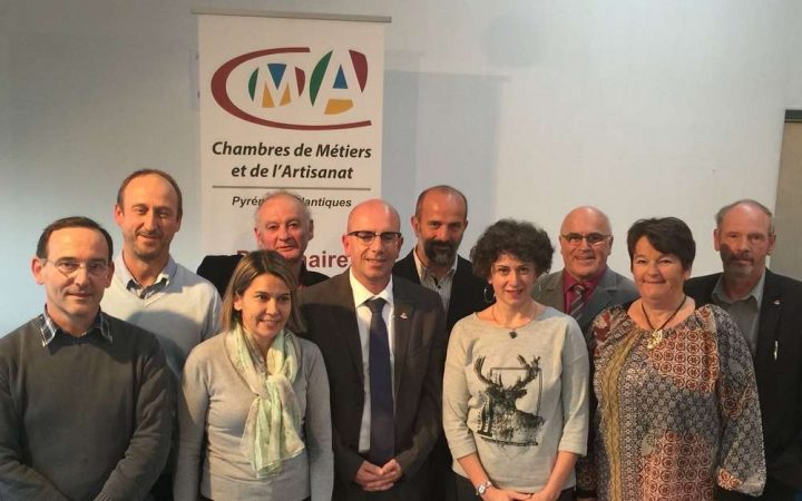 Pyrénées-Atlantiques : Le Biarrot Gérard Gomez Élu À La encequiconcerne Chambre Des Métiers Bordeaux