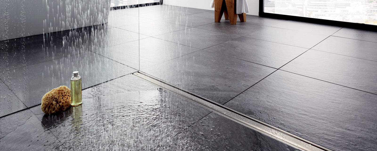 Quel Carrelage Pour Une Douche À L'italienne ? | Guide Artisan dedans Carrelage Antidérapant Douche