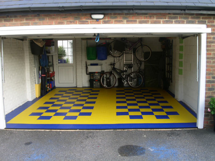 Quel Revêtement Choisir Pour Le Sol De Mon Garage dedans Dalle Pvc Garage Pas Cher Quel Revêtement Choisir Pour Le Sol De Mon Garage dedans Dalle Pvc Garage Pas Cher