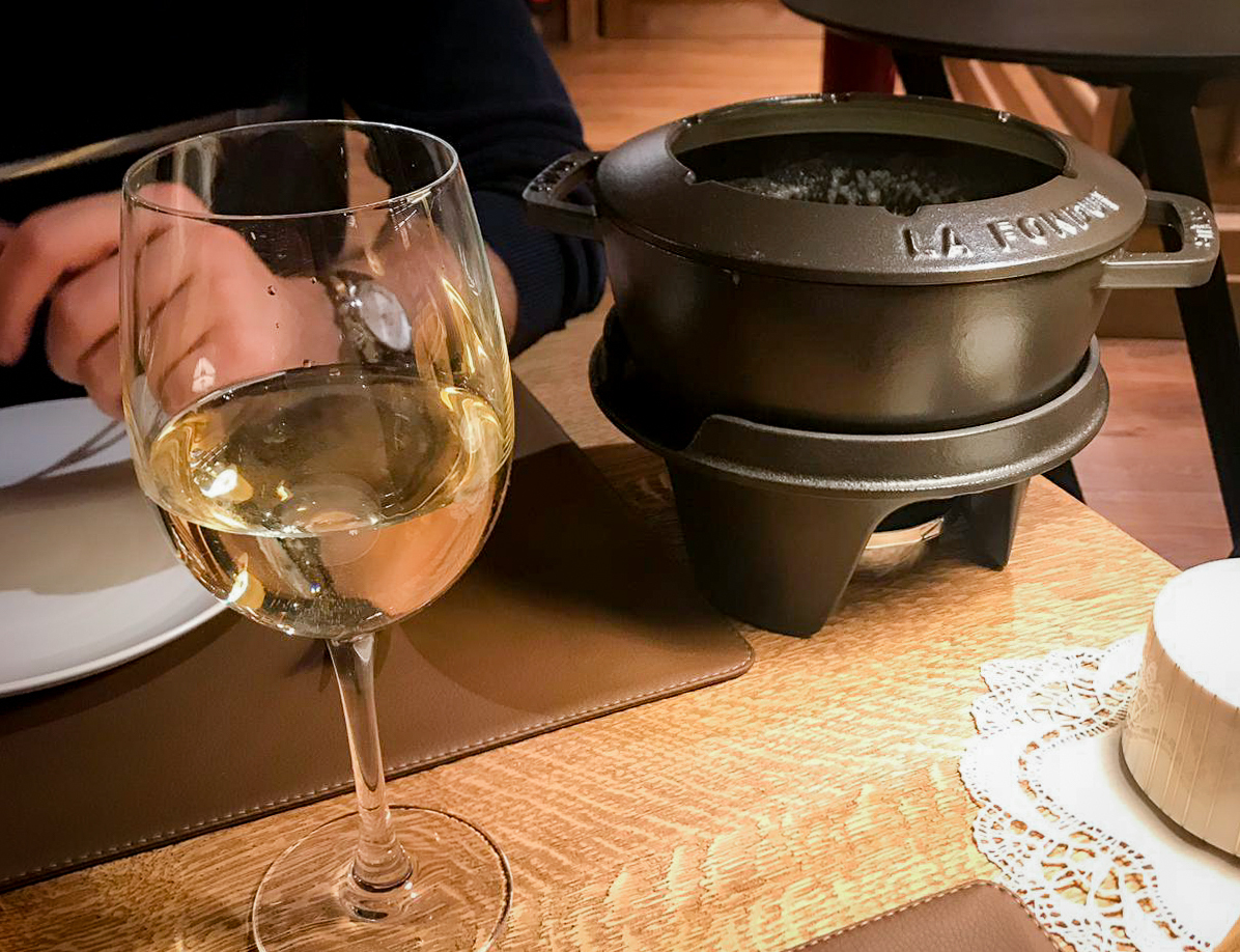 Quel Vin Avec Une Fondue Savoyarde ? à Chambrer Le Vin