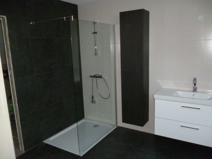 Quelles Dimensions De Douche Italienne Pour Être À L'aise serapportantà Largeur Douche Italienne