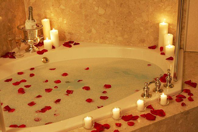 Qui Connaît Une Chambre D'Hôte Ou Hôtel Avec Jacuzzi Privé encequiconcerne Chambre D Hotel Avec Jacuzzi Privé