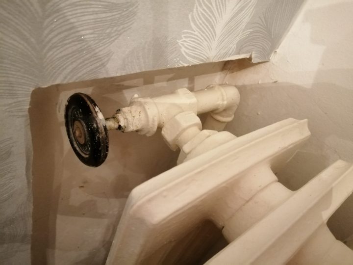 Radiateur Ancien Froid. [Résolu] – Forum Plomberie intérieur Robinet Radiateur Ancien