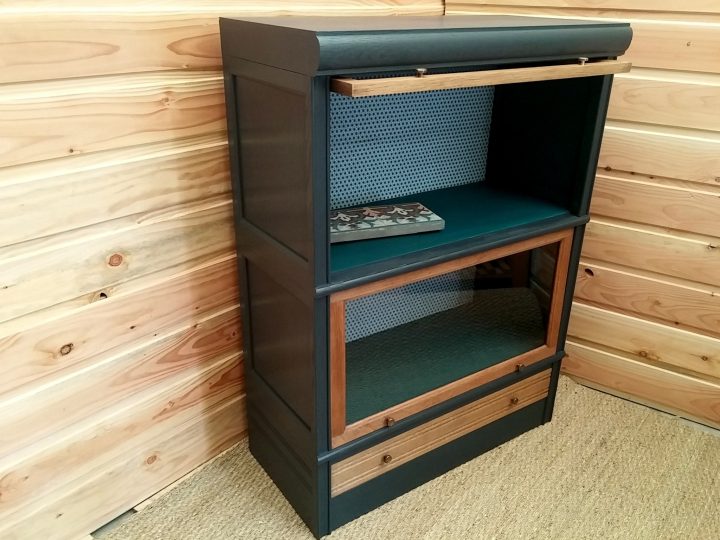 Rangement Vitrine De Marque Md Années 50/60 Revisité encequiconcerne Vitrine De Rangement