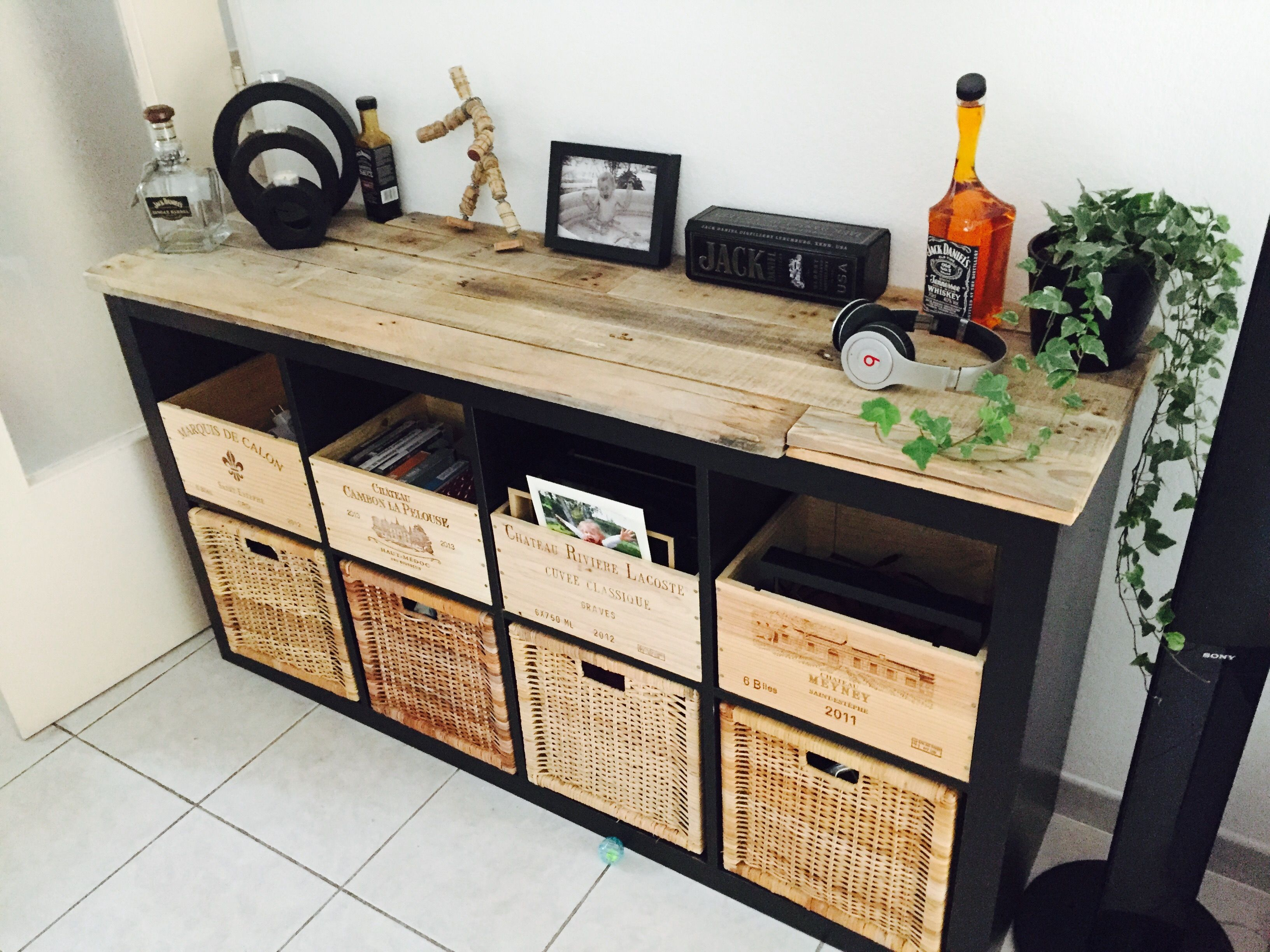 Relooking Meuble Lack Ikea Palette Et Caisse De Vin Cover à Ikea Meuble Case