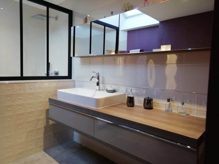 Rénovation Salle De Bain : Guide, Prix Au M2 Et Devis – Illico Travaux dedans Cout D Une Salle De Bain