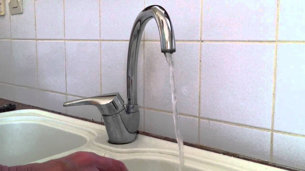 Réparer Un Robinet Qui Fuit - Astuce Bricolage - Stopper Fuite - Réparer  Une Fuite dedans Réparer Un Robinet Qui Fuit